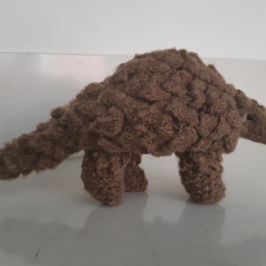 Pangolin (knitting pattern)