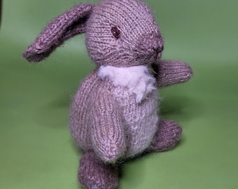 Snoozy, the Slumber Bunny (knitting pattern)