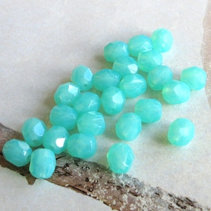 25 Böhmische Glasperlen aqua opal 6 mm Glasschliffperlen aquagrün original czech beads feuerpoliert facettiert Glasperlen