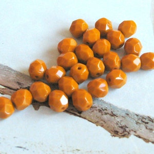 25 Böhmische Glasschliffperlen Terracotta 6 mm original czech beads Perlenschmuck Perlenarmband facettierte Glasperlen