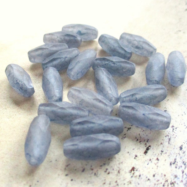 20 perles spaghetti 11 x 5 mm gris bleu transparent mat perles tchèques originales perles de verre à facettes boho bijoux en perles de verre voler bleu