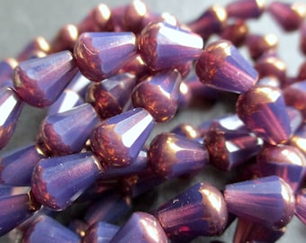 10 Böhmische Faceted Drops 8 x 6 mm Top Cut purple opal Bronze Finish original czech beads geschliffene Glastropfen für Ohrschmuck