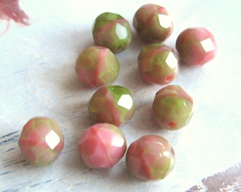 10 perles en verre de Bohême corail rose olivine 8 mm perles tchèques originales vintage rose olive clair