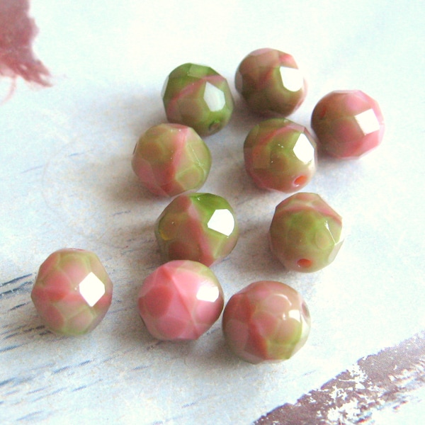 10 Böhmische Glasschliffperlen pink coral olivine 8 mm original czech beads vintage rosa helloliv