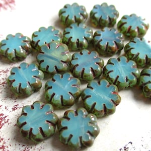 10 fiori di vetro di Boemia 9 x 9 mm verde acqua opale finitura Picasso Fiore di cactus perline ceche originali fiori di vetro tagliati da tavolo