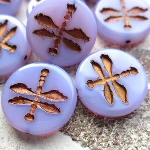 Dragonfly 2 esclusive perle di vetro ceche 18 mm finitura bronzo opale lilla chiaro perline ceche originali libellula