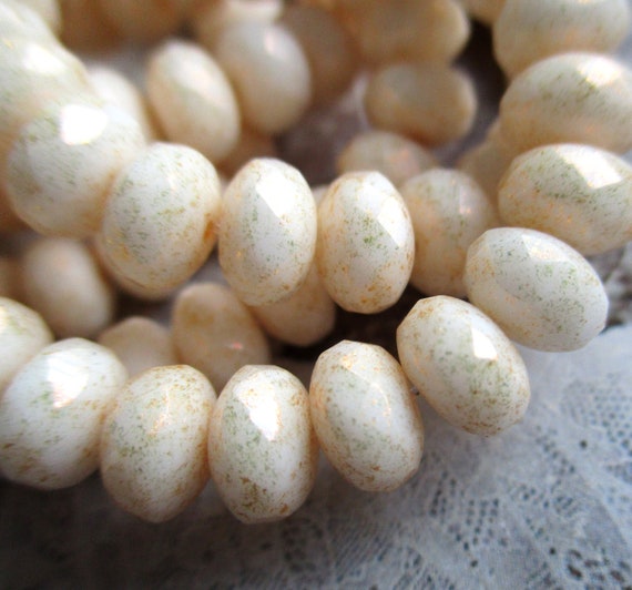 Facette 2 mm pastel cream x50 - Perles à facettes 2 mm - Perles à