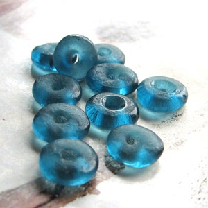 10 vecchi dischi di perle di vetro ca. 10 - 12 mm Mali Blue Vetro riciclato blu petrolio Ghano Krobo Perline Dischi di vetro africani gioielli etnici etnici