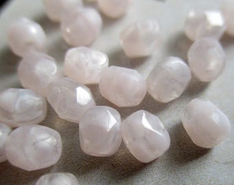 25 Bohemian faceted glass beads, 4 mm, powder pink, translucent, marbled, original Czech beads, faceted glass beads, boho mini beads