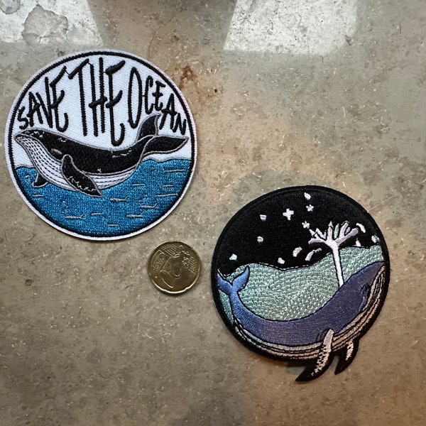 Patch zum Aufbügeln mit Spruch, Save the Ocean, Wal, runder Aufnäher zum Verzieren von Rucksack, Tasche, Jacke etc.