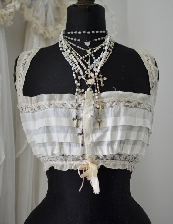 Vikt. Women's Bodice Corset Top Bralette Lace & Ru