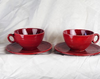 Pair of large burgundy red cups with concentric streaks - Saint-Clément - 1950s