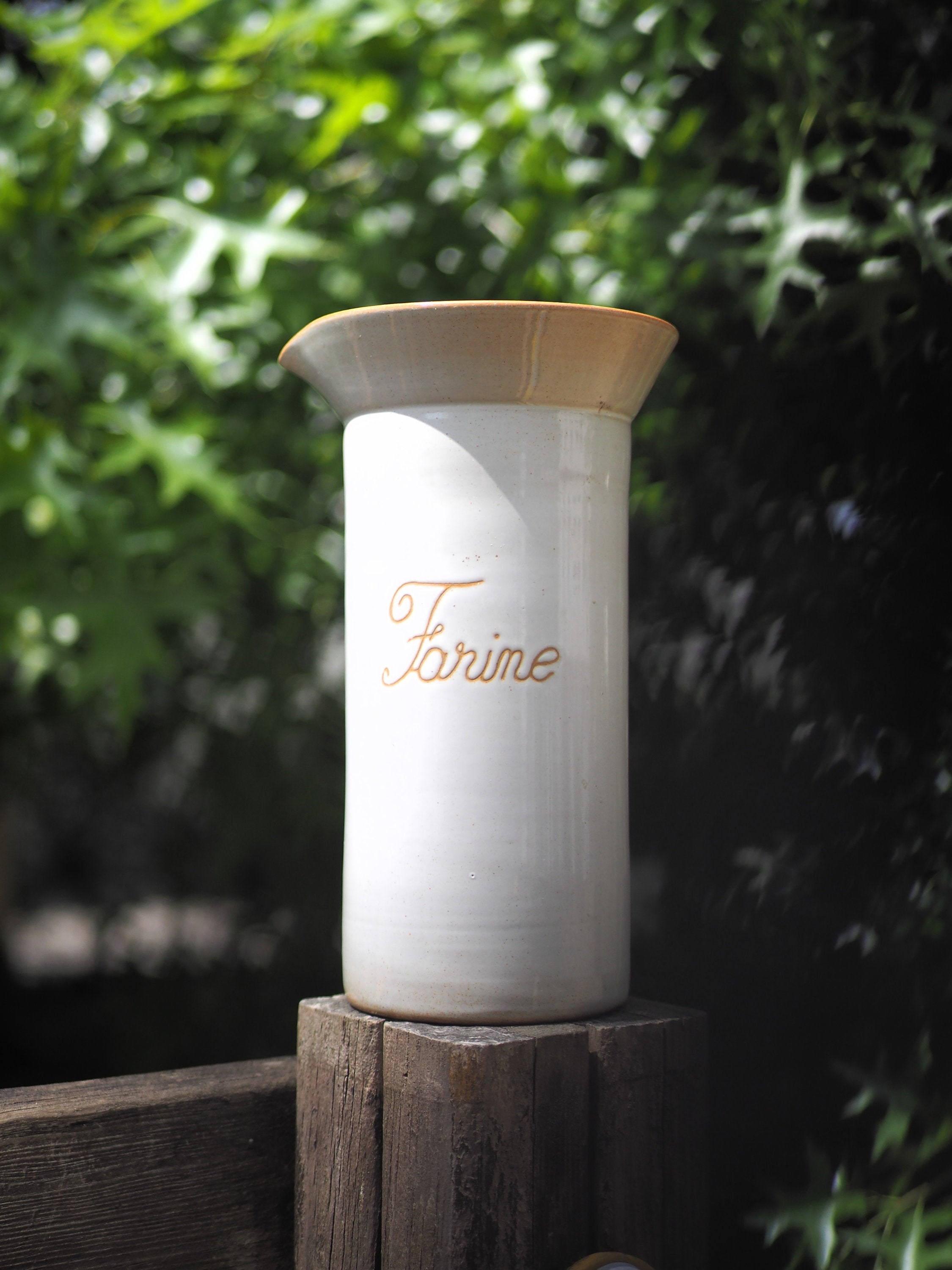 Haut Pot à Farine Col Évasé