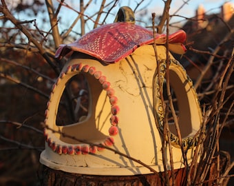 Vogelhaus  zum Füttern oder Beleuchten, Futterhaus, Gartendekoration, Gartenkeramik