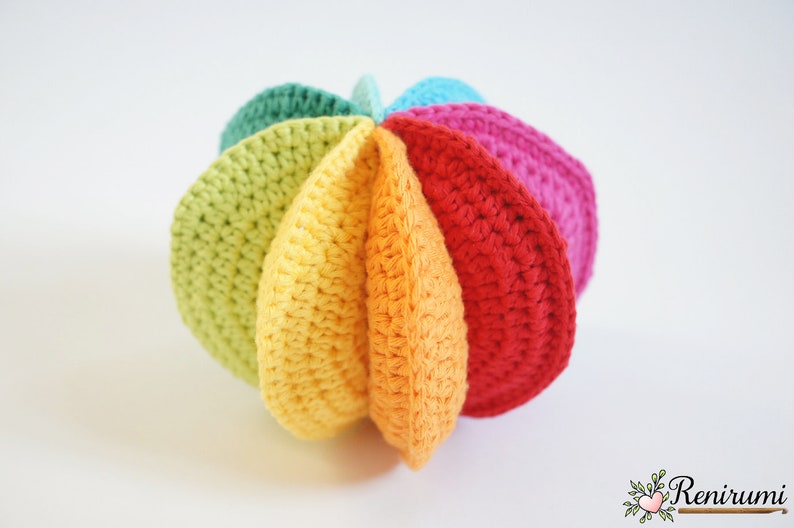 Crochet pattern rainbow ball Renirumi image 3