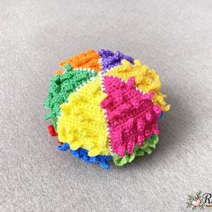 Crochet pattern rainbow ball with knobs Renirumi image 5