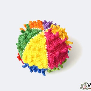 Crochet pattern rainbow ball with knobs Renirumi image 2