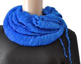 Silk scarf, scarf, tube scarf, silk loop with tail, silk, hand-painted in blue, crushed, XXL, airy and light neck flatterer