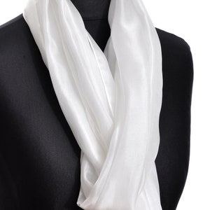 Foulard en soie, foulard, soie, uni, uni, blanc naturel, aéré, flatteur de cou léger, blanc image 2