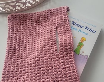 Gehäkelte Büchertasche / Clutch in rose