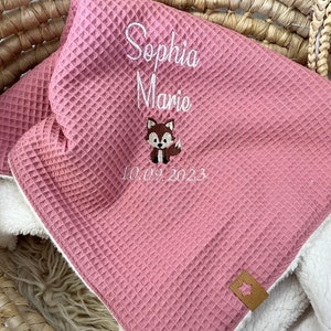 Babydecke Teddyfell personalisierbar mit Namen Wafflepiqué Wafflepique Altrosa Geburt Taufe Kuscheldecke Kinderwagen Bild 4