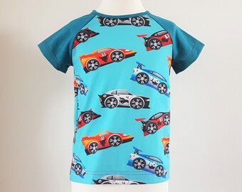 Shirt T-Shirt Größe 104 Rennauto versandfertig