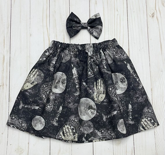 Ouija Skirt and Bow, Halloween skirt, Halloween bows, ouija outfit, tarot outfit, goth baby outfit, baby Halloween outfit, girls Halloween