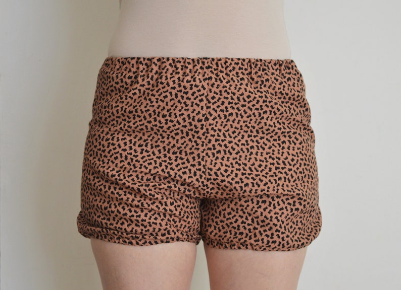 Black Spots Yoga/iyengar Shorts, SMALL SIZE - Etsy UK