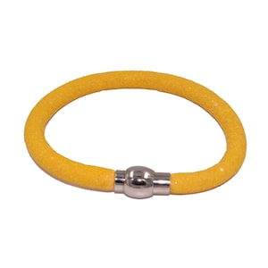 Stingray leather bracelet in yellow, yellow Statement bracelet, real leather bracelet