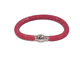 Stingray leather bracelet in red, red Statement bracelet, real leather bracelet