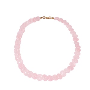 Round disc gemstone necklace with rose quartz in a beautiful pink