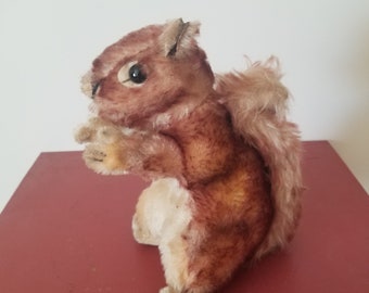 Steiff "Perri" 8" Squirrel