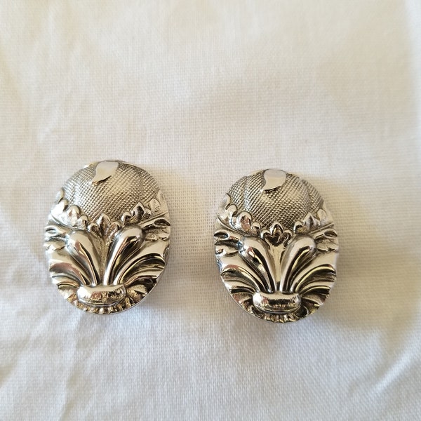 Vintage Silver Tone Whiting and Davis Floral Embossed Clip Earrings