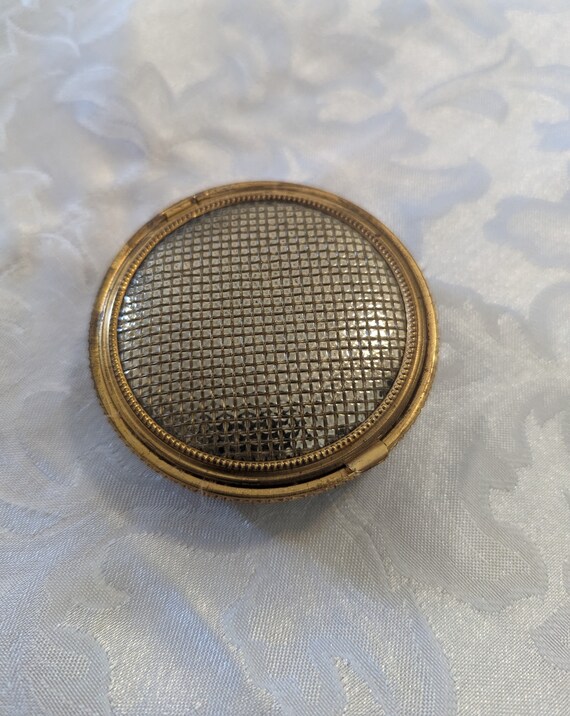 Vintage Goldtone Mesh Compact Powder Puff