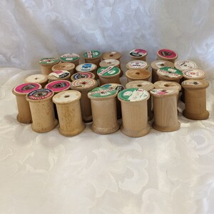 Lot of 31 Vintage Wooden Thread Spools