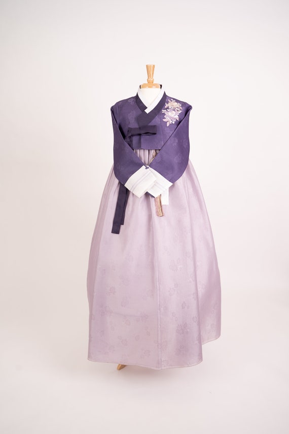 lavender hanbok