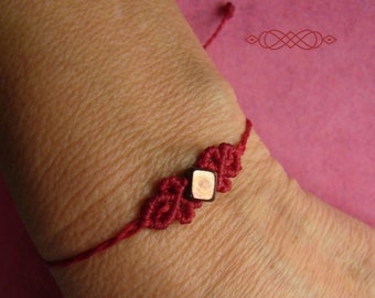 Macramé Bracelet micromacrame bracelet red Micromacrame Bracelet minimalistic filigree Czech glass rhombus