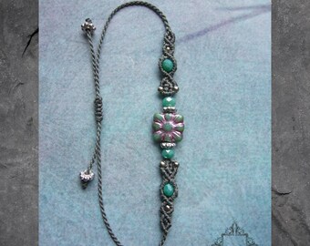Macrame bracelet, macrame jewelry, micromacrame bracelet, boho, filigree, olive, green, metal beads, Czech glass bead