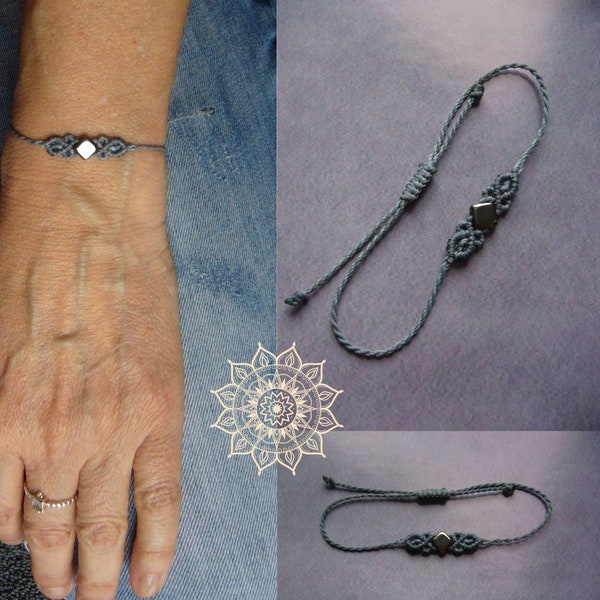 Macrame bracelet micromacrame bracelet blue-grey Micromacrame bracelet minimalist filigree Czech glass rhombus
