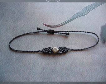 Macrame bracelet micromacrame bracelet anthracite Micromacrame bracelet minimalist filigree Czech glass rhombus