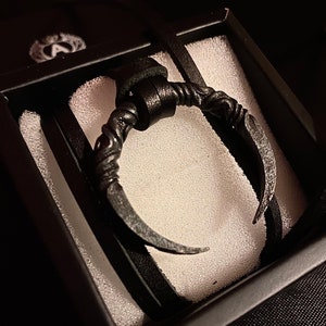 Collar de luna, colgante de hierro forjado a mano, collar pagano, joyería de hierro, colgante de luna, collar forjado, arte de hierro, joyería gótica, colgante pagano