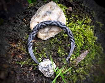 Iron bracelet, 11th anniversary gift, forged bracelet, 6th anniversary gift, iron jewelry, iron twist bracelet