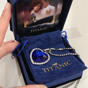 Titanic Necklace , Heart of the Ocean Necklace, Forever Love, Sapphire Necklace , Inspired by Titanic, Rose Necklace from Titanic imagem 3