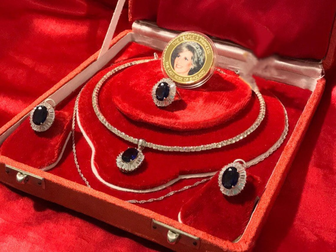 DIANA SET