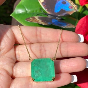 Mesmerizing Natural Green Colombian Emerald Necklace, Emerald May Birthstone, Natural Gemstone Dainty Necklace Emerald Pendant, Gift for Her zdjęcie 7
