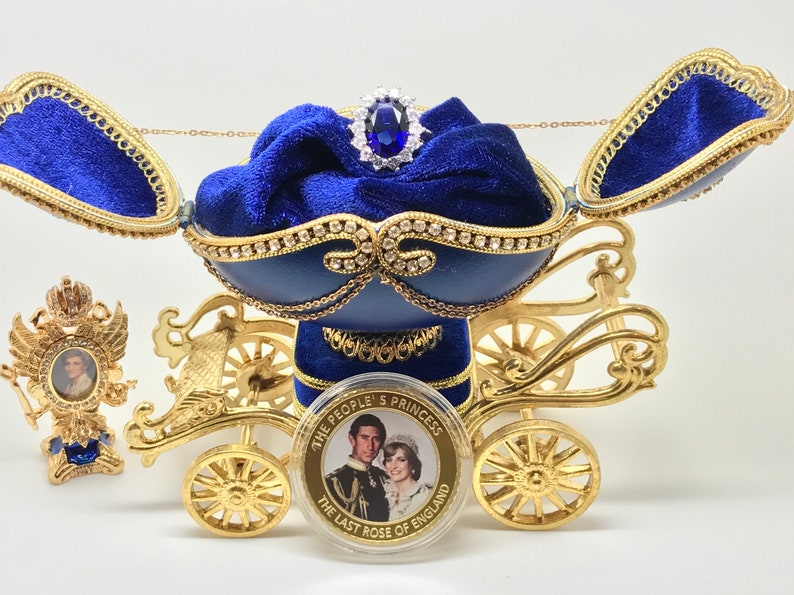 Royal Sapphire Ring, Inspired by Princess Diana, comes with golden coin of Prince Charles and Princess Diana, Sapphire and Diamond Ring image 4