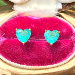 Little Dainty Neon Green Emerald stud earrings, small heart shaped design, butterfly back, Tiny Emerald Studs, perfect gift for her Gift Box