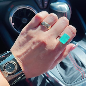 100% Glowing Genuine Colombian Emerald Ring, Minimalist Small Dainty, Natural Emerald Ring with Exotic Neon Color & Glow 925 Sterling Silver image 5