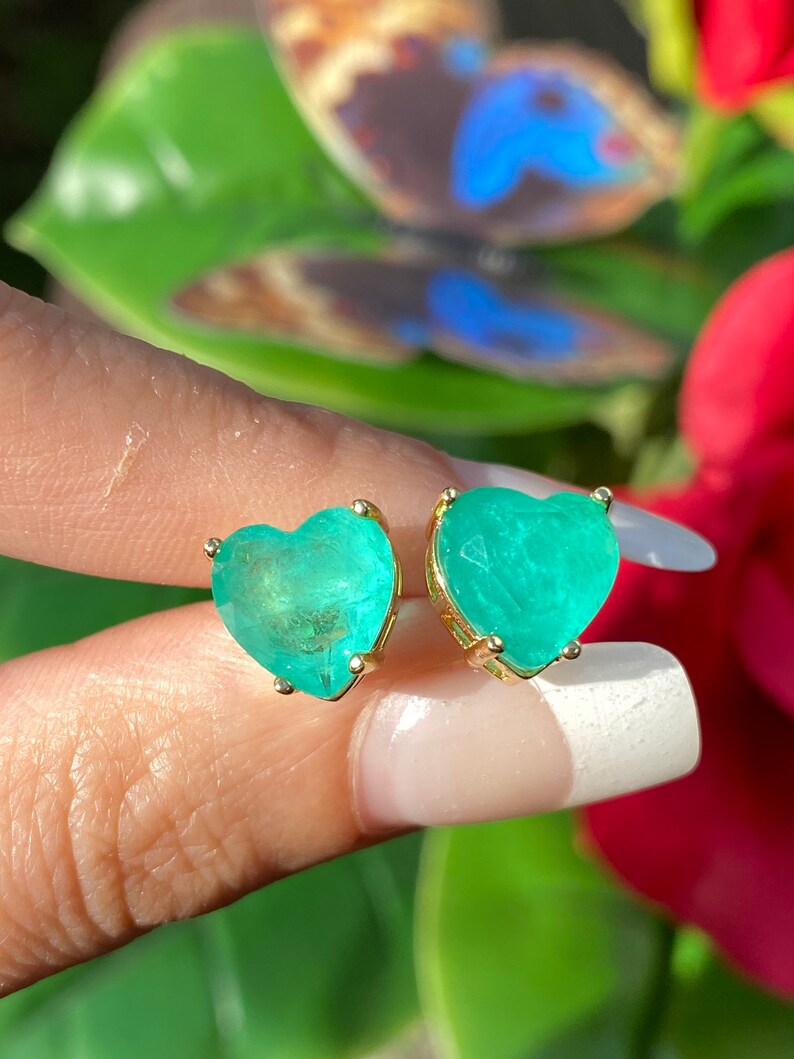 18K Yellow Gold Vermeil Earrings 10mm May Birthstone Earrings Glowing Natural Neon Colombian Emerald Stud Earrings Emerald Heart Earrings