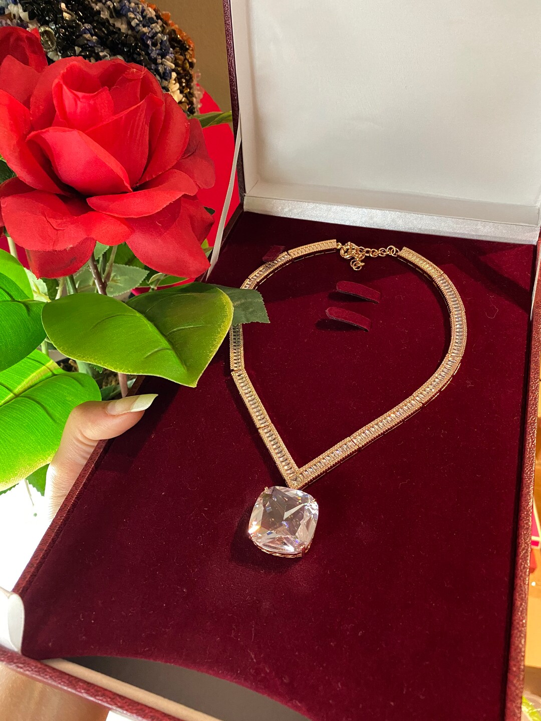 ★VINTAGE HOLLYWOOD★ Square Coin Necklace Large Vintage Rare Zodiac Necklace, Coin,medallion Pendant